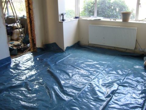 and lounge - looks like a paddling pool